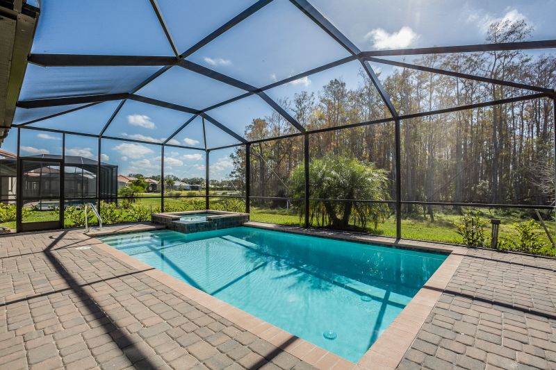 Best Pool Safety Fencing Contractors in Chicago, IL